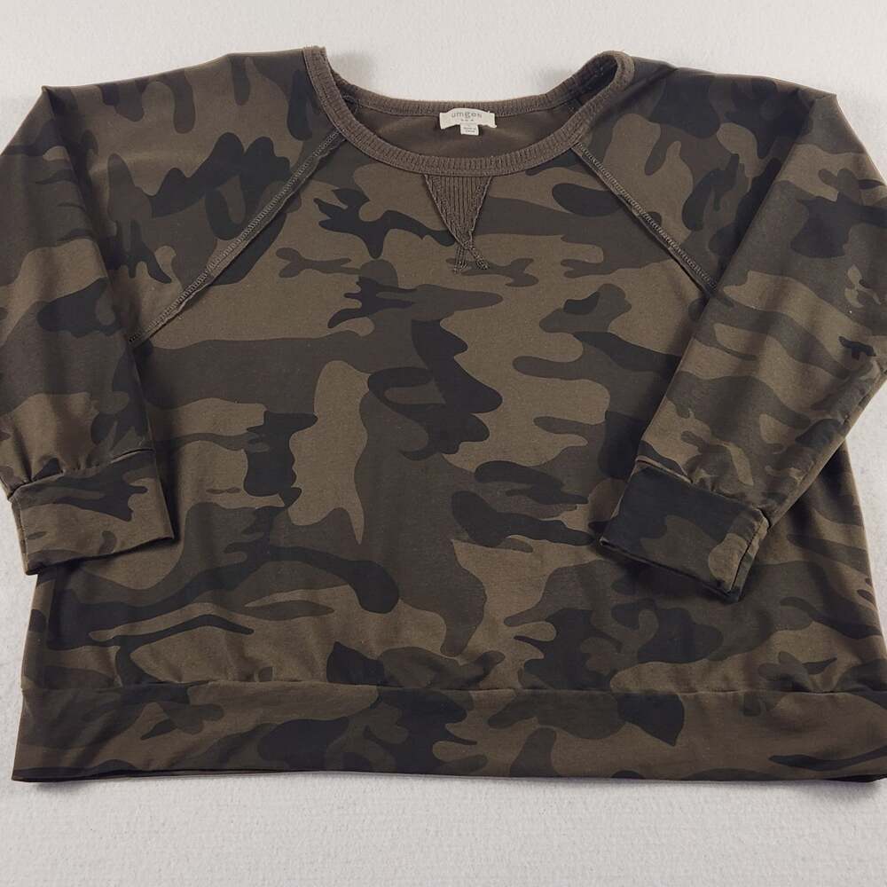 Umgee Top Women Size L Army Green Camouflage Stretch Long Sleeve Pullover